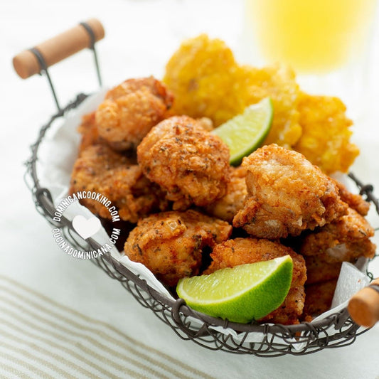 Chicharrón de Pollo / Krokant Gebakken Kip Bites